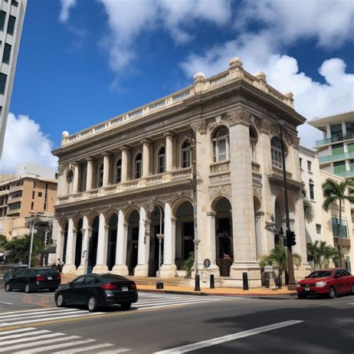 Are there US banks in Puerto Rico?