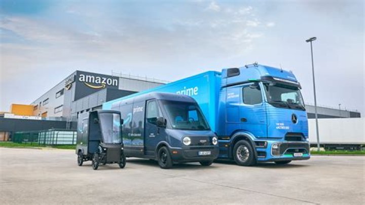 What is the GVWR of a Isuzu NPR?