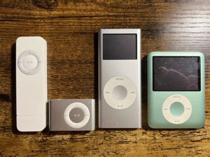 What materials are Ipods made out of?