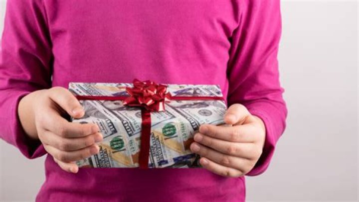 Who is a foreign person for foreign gift tax?